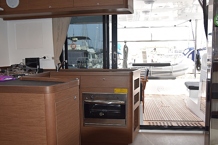 Photo #8 - Lagoon 42 - 4 + 2 cab. (Arion) en Skiathos - 37885