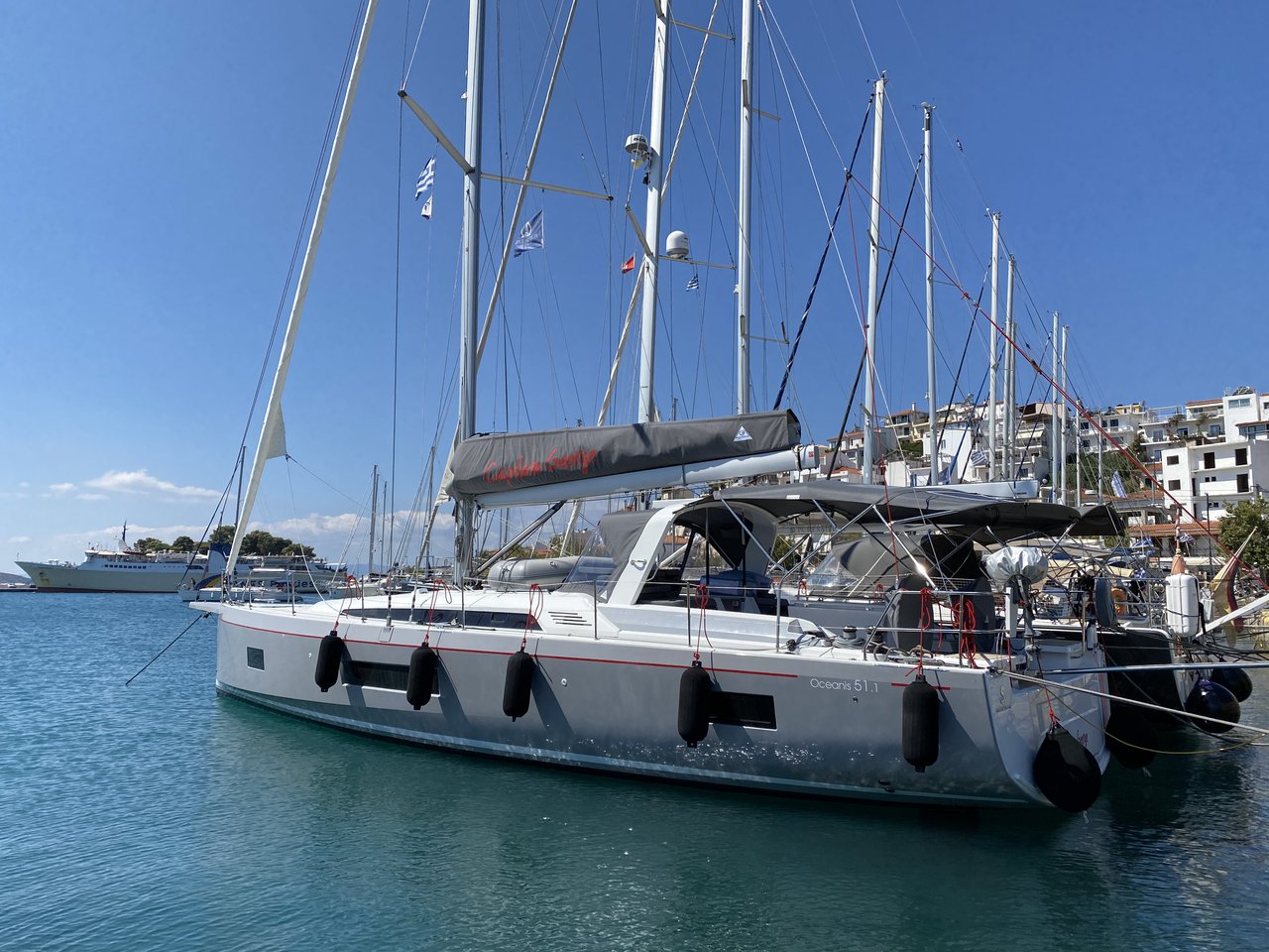 Photo #4 - Oceanis 51.1 - 5 + 1 cab. (Captain George) in Skiathos - 37887