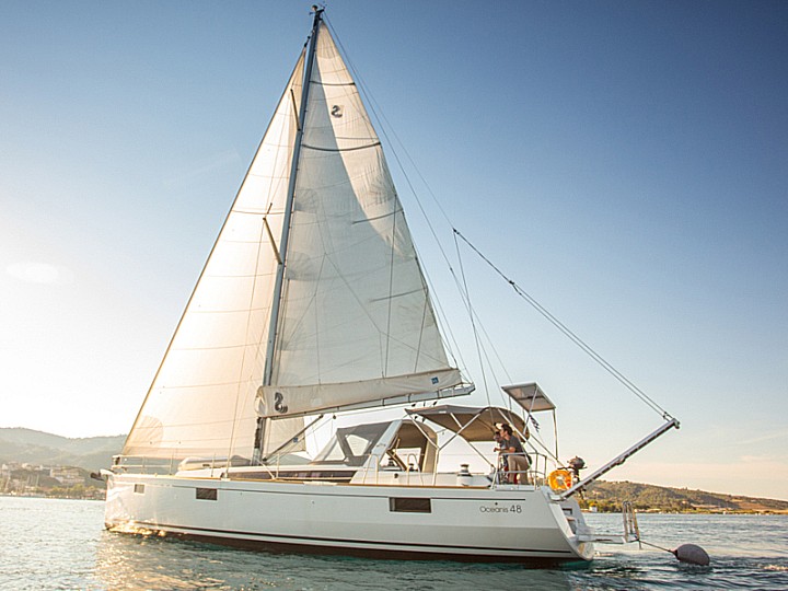Photo #4 - Oceanis 48 - 5 cab. (Invictus) in Skiathos - 37888