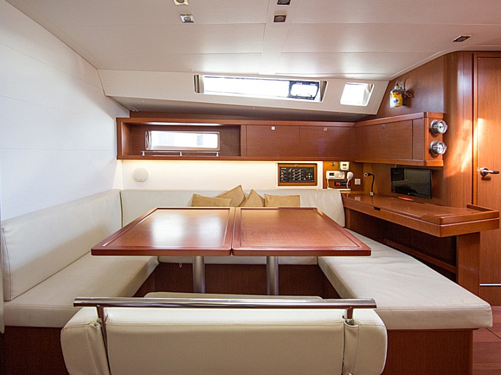Photo #10 - Oceanis 45 - 4 cab. (Daedalus) in Skiathos - 37891