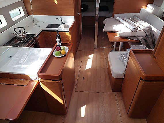 Photo #4 - Sun Odyssey 440 (Olympia) in Skiathos - 37892