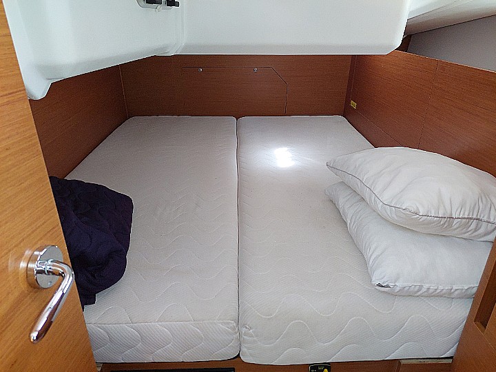 Photo #5 - Sun Odyssey 440 (Olympia) in Skiathos - 37892