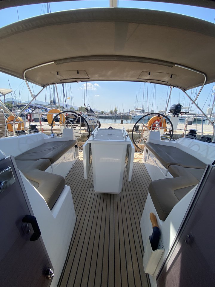 Photo #4 - Oceanis 40.1 (Aria) in Skiathos - 37899