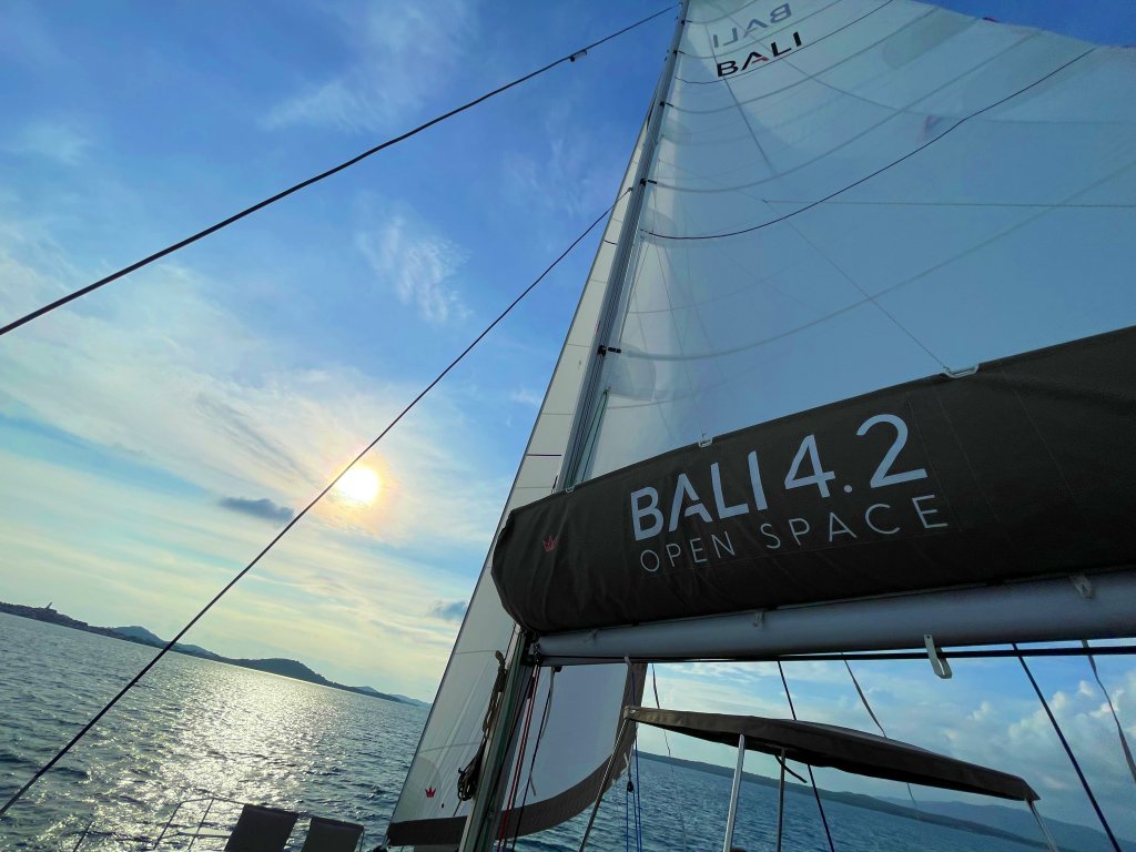 Photo #5 - Bali 4.2 - 4 + 1 cab. (Sail and Adventure) in Pirovac - 37906