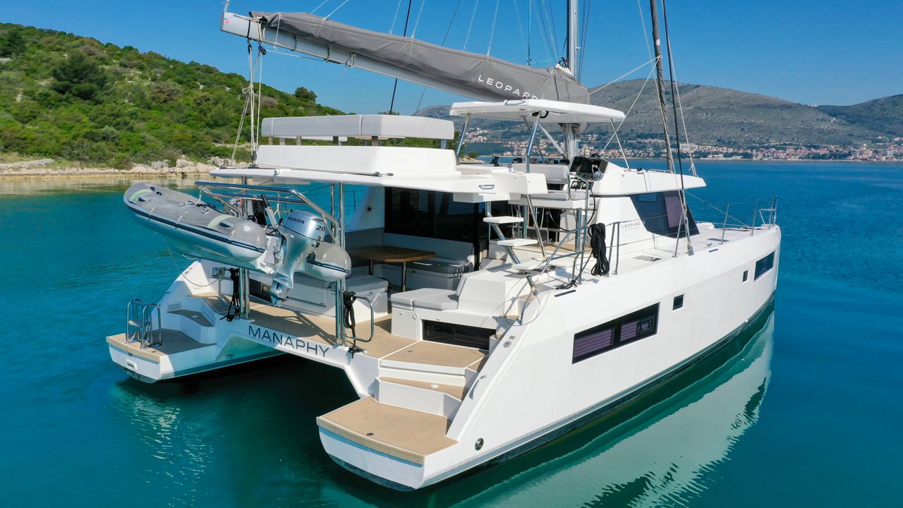 Photo #4 - Leopard 45 - 3 + 1 cab. (Manaphy) in Trogir - 37927
