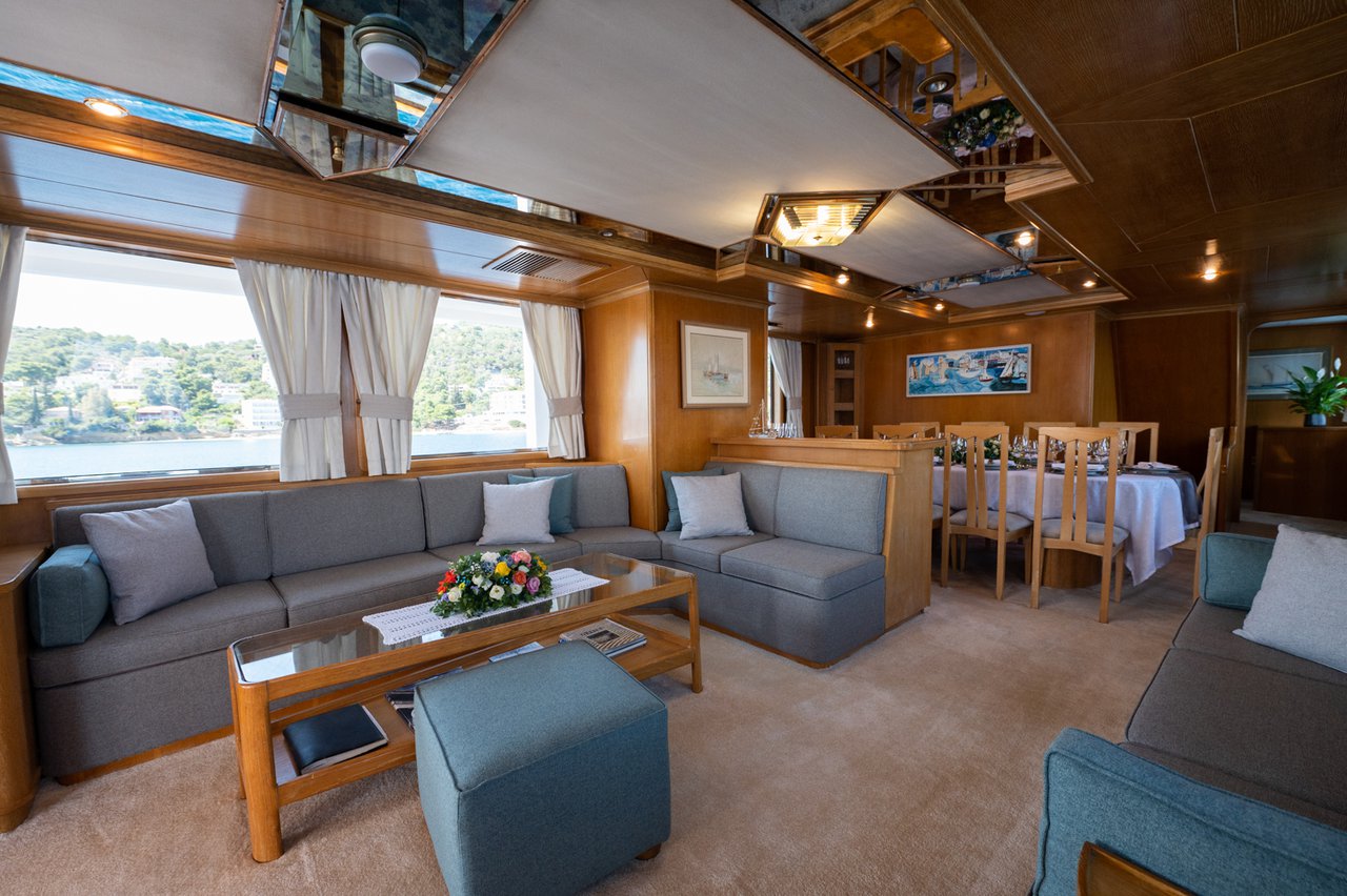 Photo #19 - M/Y Elena (Elena) en Atenas - 37929