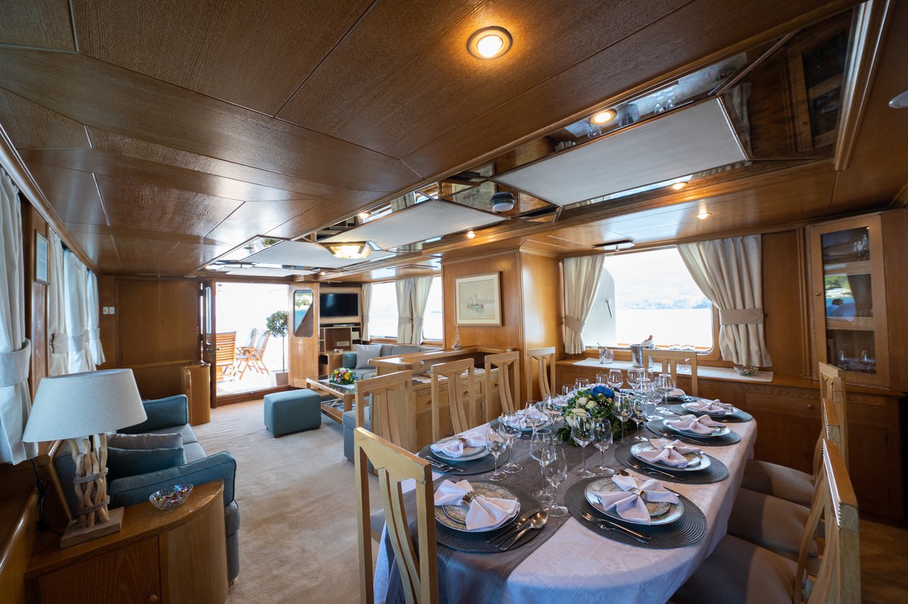 Photo #21 - M/Y Elena (Elena) en Atenas - 37929