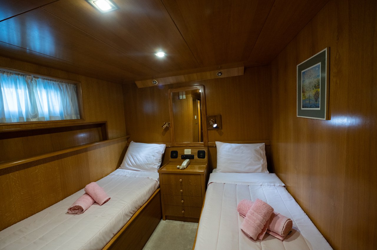 Photo #34 - M/Y Elena (Elena) en Atenas - 37929