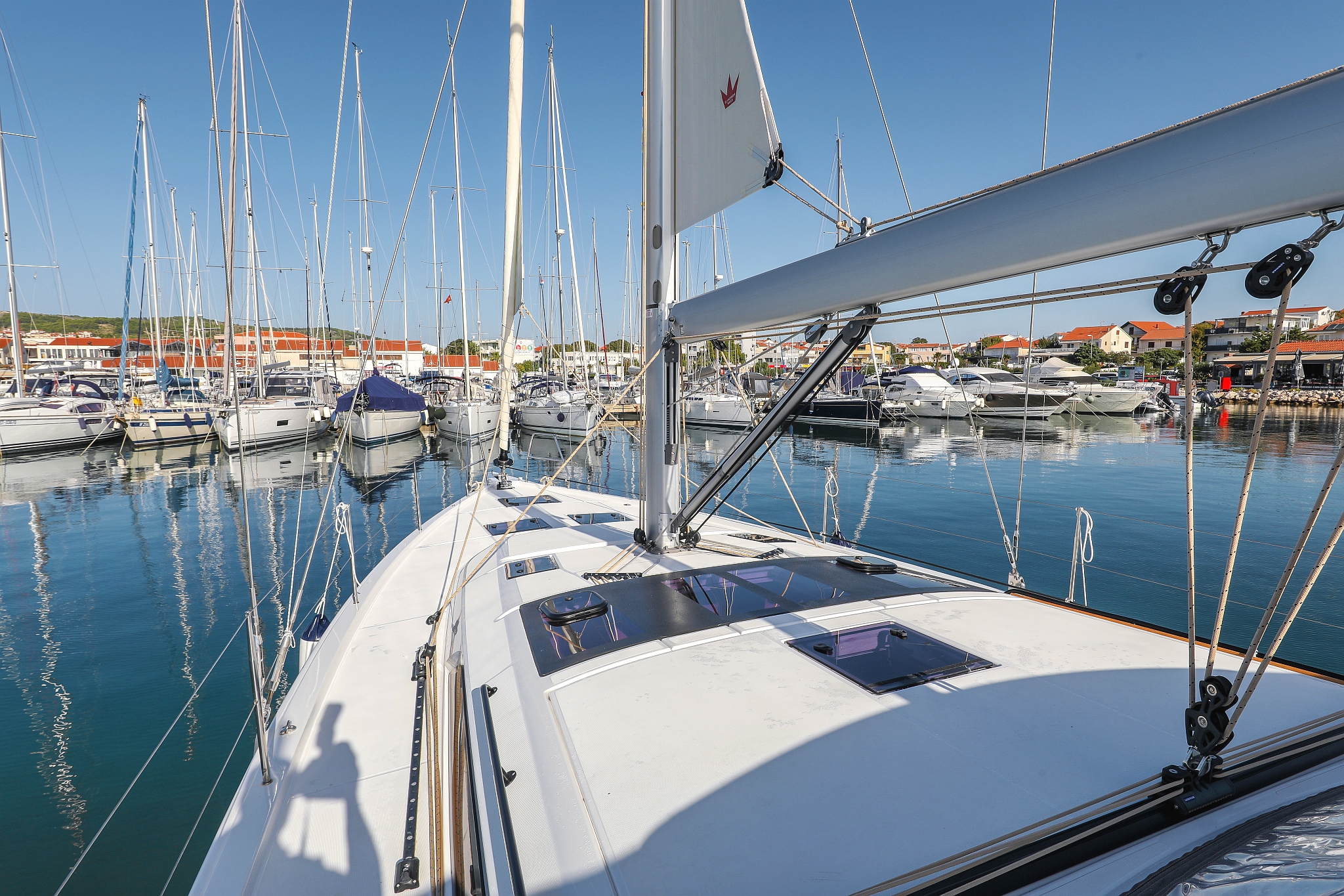 Photo #10 - Dufour 470 - 3 cab. (Amber) in Trogir - 37946