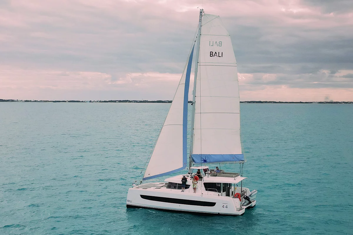 Bali 4.4 - 4 + 1 cab. (Ptarmigan)  - 4