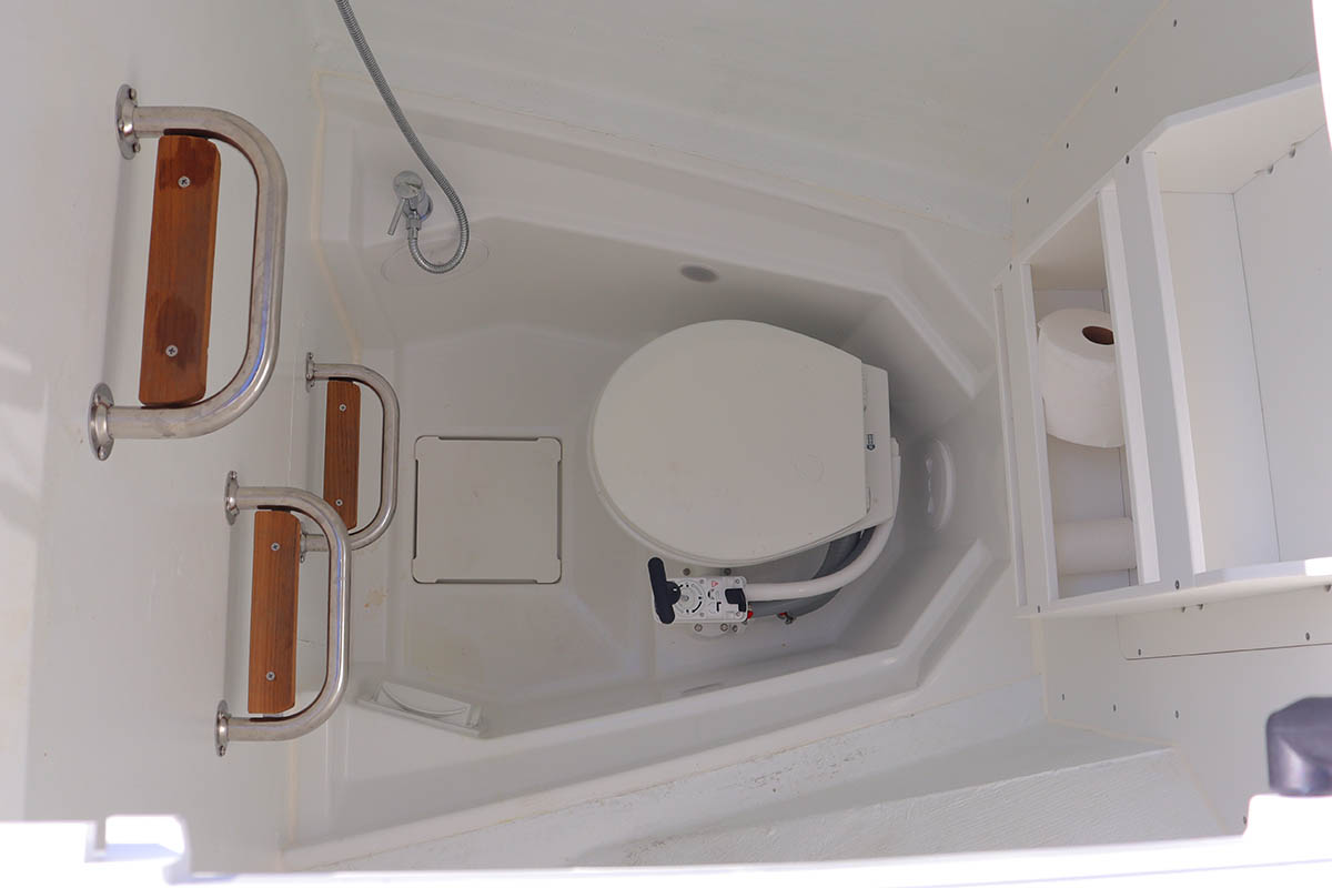 Photo #38 - Bali 4.4 - 4 + 1 cab. (Seas Another Day) in Nanny Cay - 37949