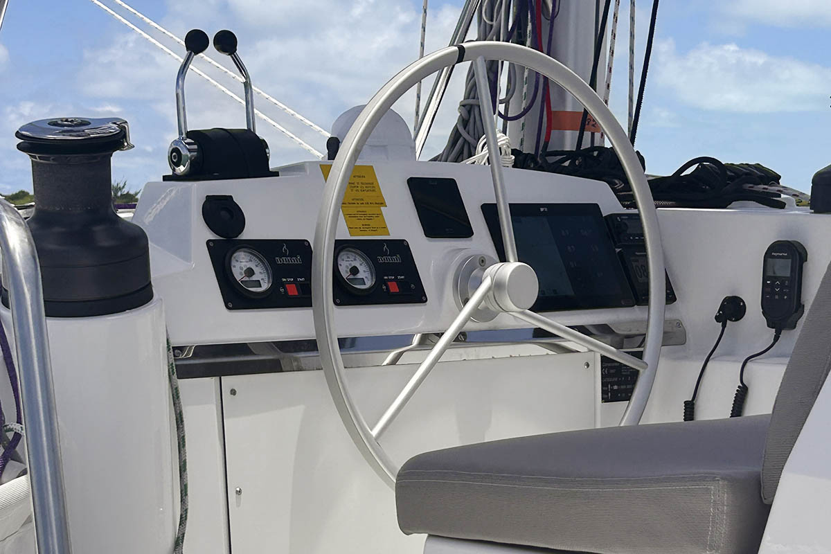 Photo #4 - Bali 4.4 - 4 + 1 cab. (Exodus) in Marsh Harbour - 37952