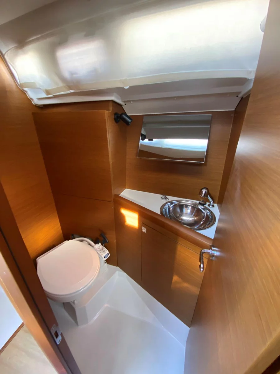 Sun Odyssey 349 (Petit elli)  - 8