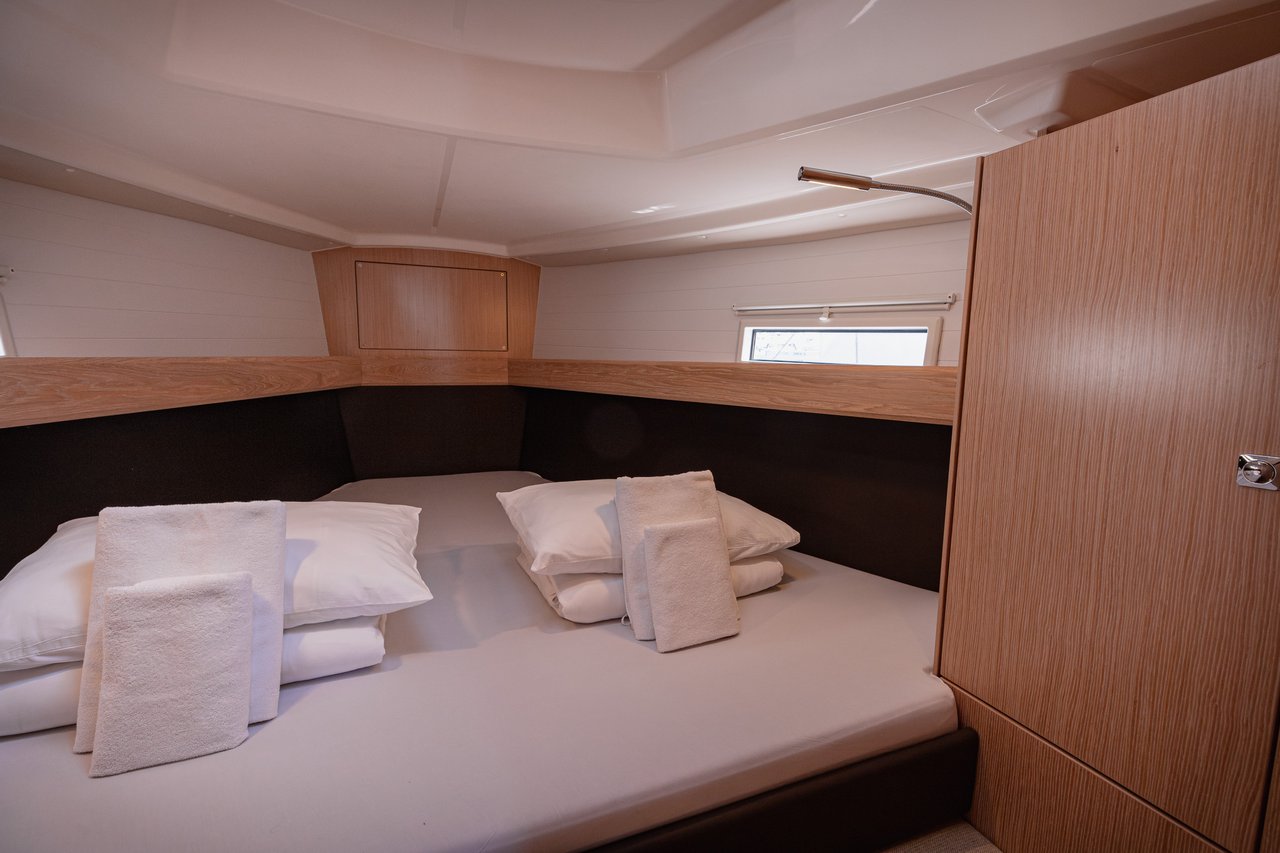 Photo #38 - Bavaria Cruiser 37 - 3 cab. (Firenze) in Trogir - 37971