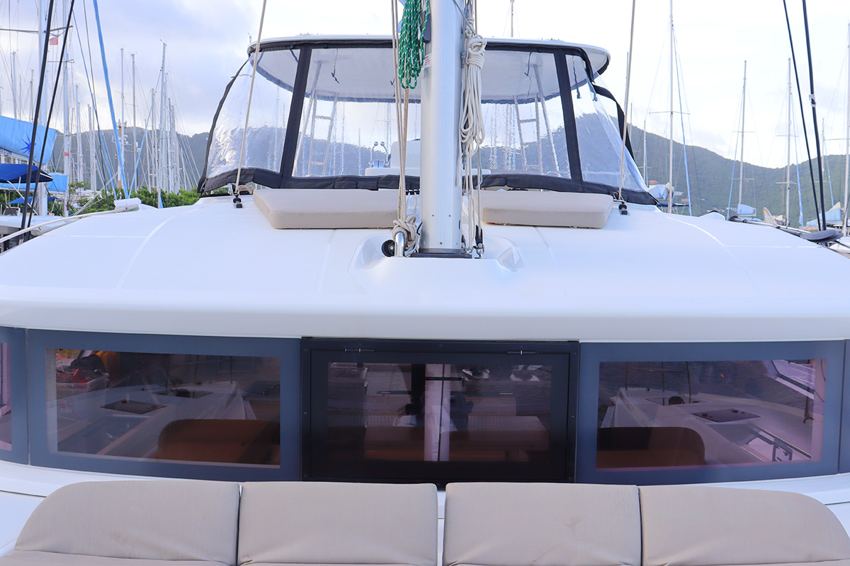 Photo #7 - Lagoon 51 - 6 cab. (Golden Hind) in Nanny Cay - 37976