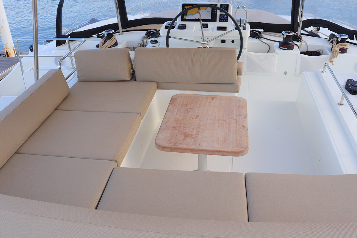 Photo #10 - Lagoon 51 - 6 cab. (Golden Hind) in Nanny Cay - 37976