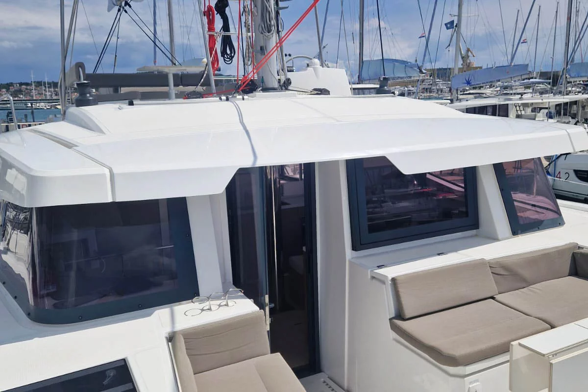 Bali 4.6 - 5 + 1 cab. (Anjita)  - 2