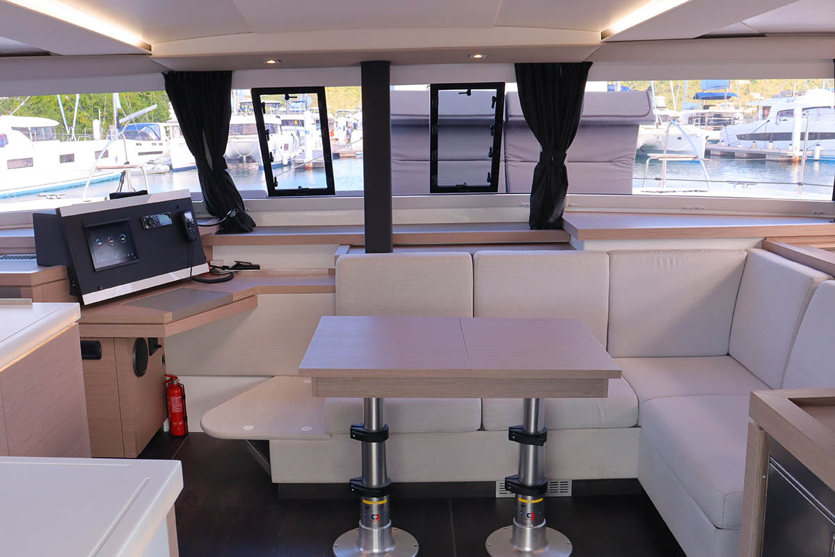 Photo #10 - Fountaine Pajot Astrea 42 Quatuor (Michelle ma Belle) en Nanny Cay - 38048