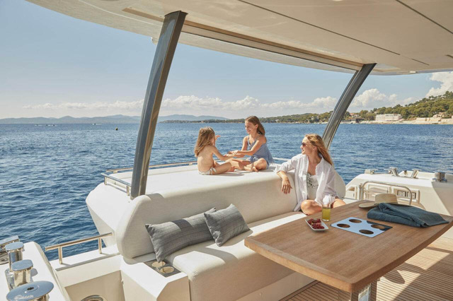Photo #11 - Prestige 690 (Bazinga) en Zadar - 38115