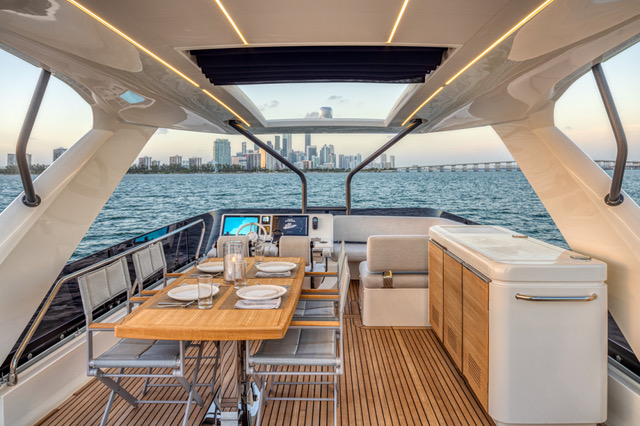 Photo #12 - Prestige 690 (Bazinga) en Zadar - 38115