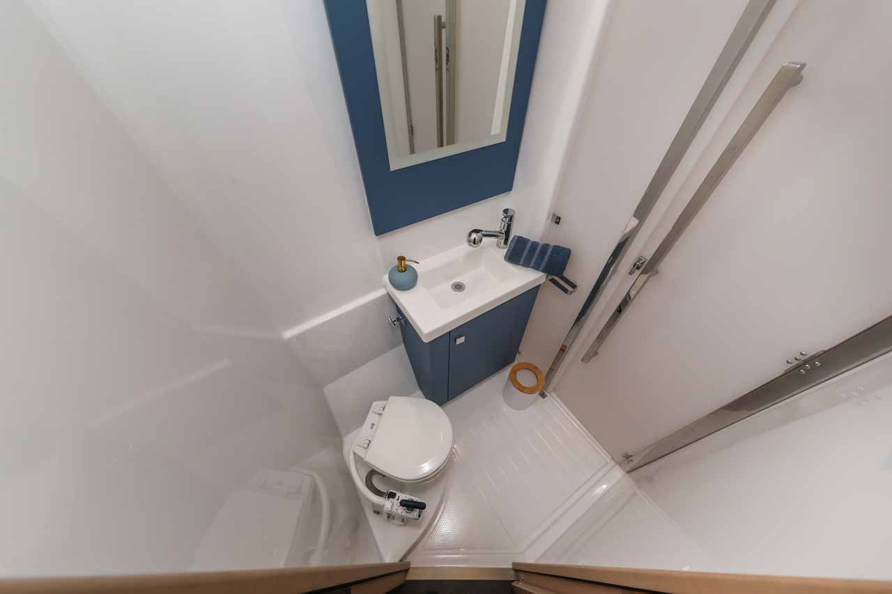 Photo #12 - Fountaine Pajot Astrea 42 - 4 + 2 cab. (Alchiba) in Trogir - 38118