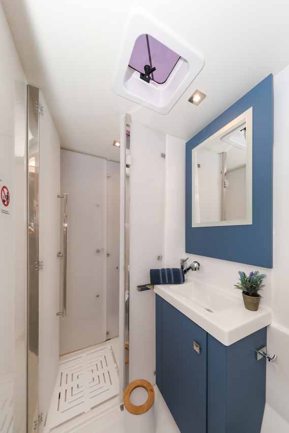 Photo #15 - Fountaine Pajot Astrea 42 - 4 + 2 cab. (Alchiba) in Trogir - 38118