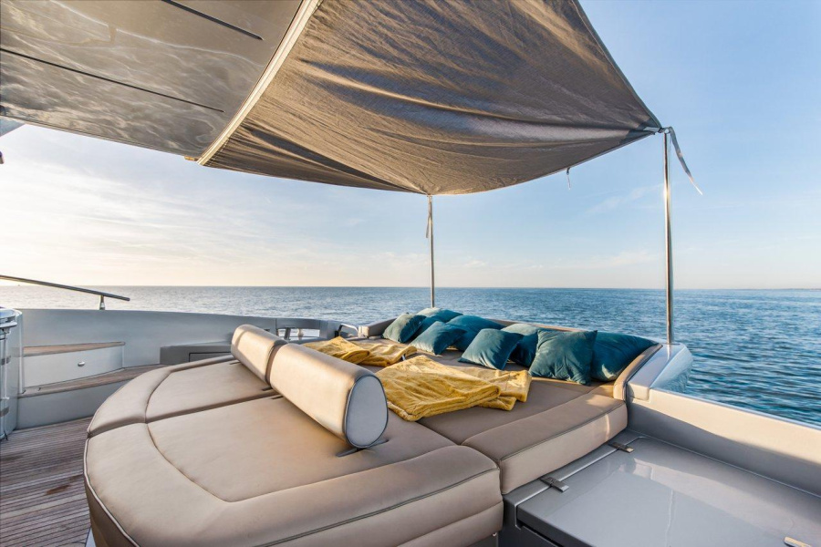 Photo #11 - Azimut 68 - 3 + 1 cab. (Falch) in Split - 38121