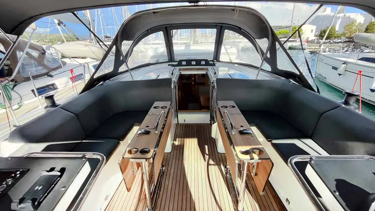 Bavaria C46 - 4 cab. (Estinella)  - 6