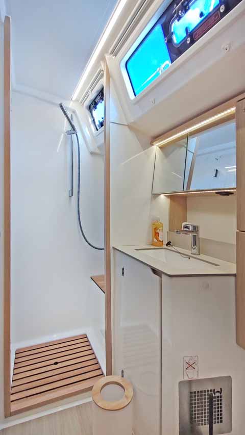 Photo #21 - Bavaria C46 - 4 cab. (Estinella) en Trogir - 38182