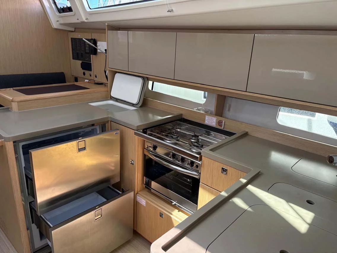Bavaria C46 - 4 cab. (Ara)  - 8