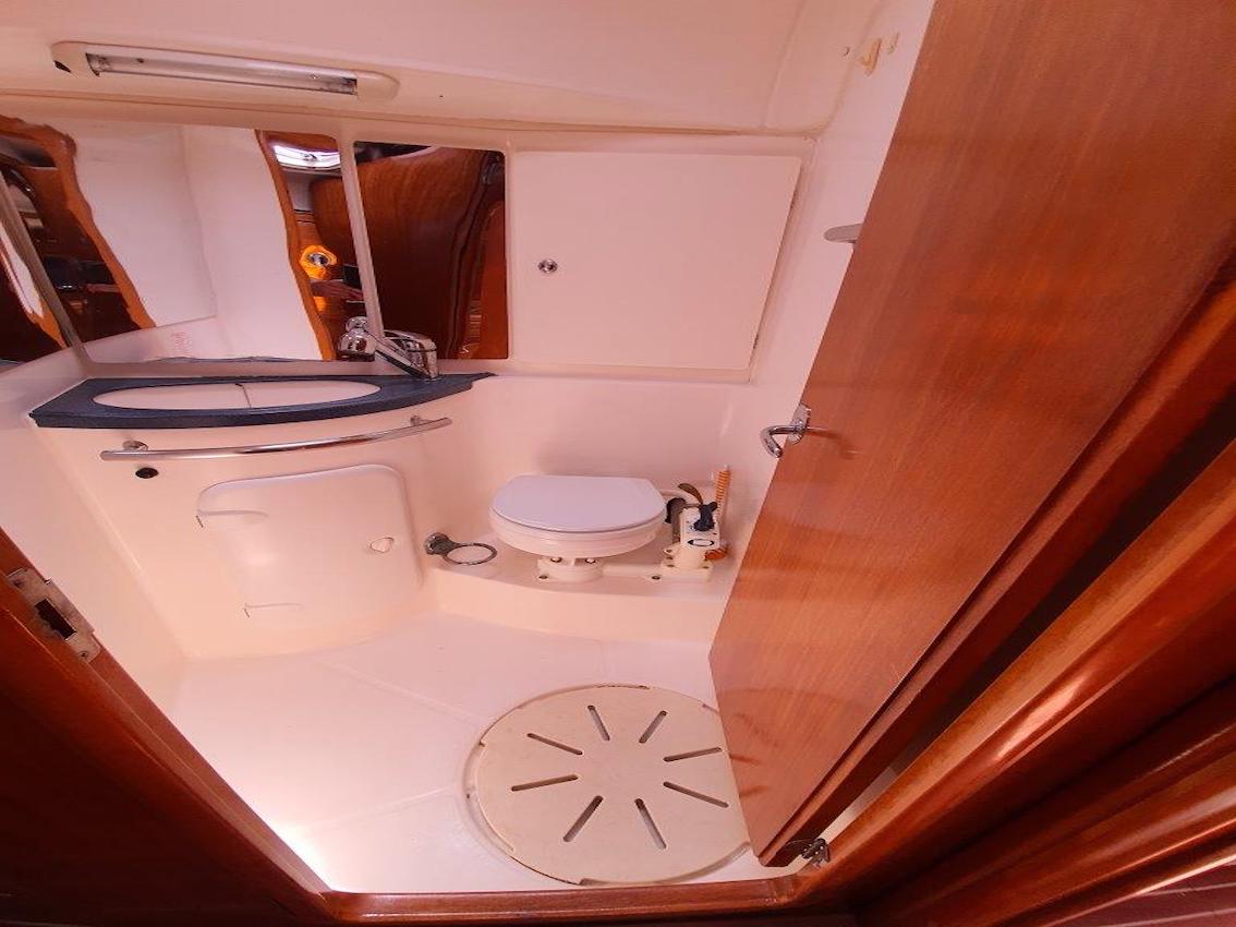 Photo #13 - Bavaria 39 Cruiser (Diana) en Phuket - 38189