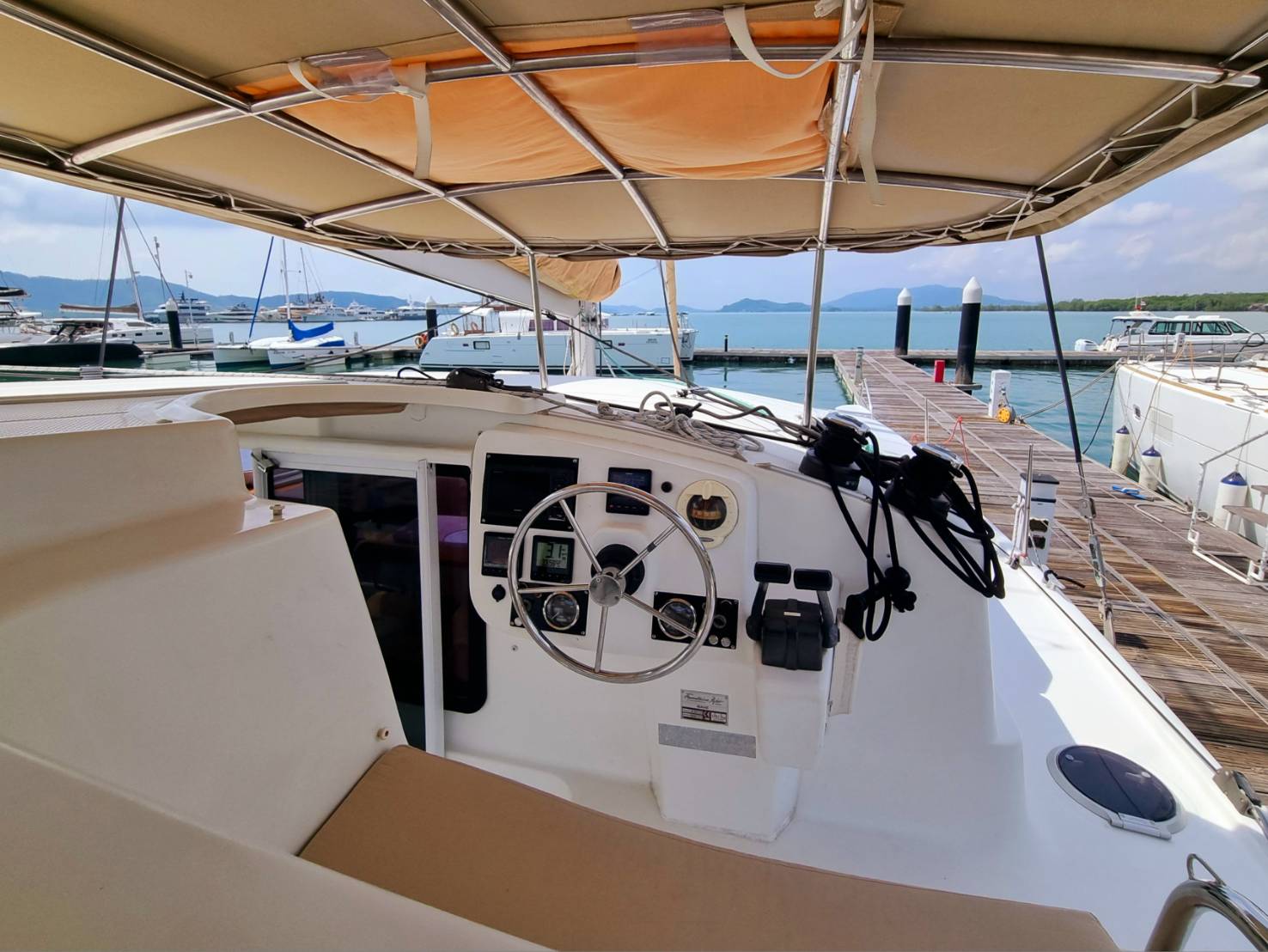 Photo #9 - Mahe 36 - 3 cab. (Happy Eva) in Phuket - 38194
