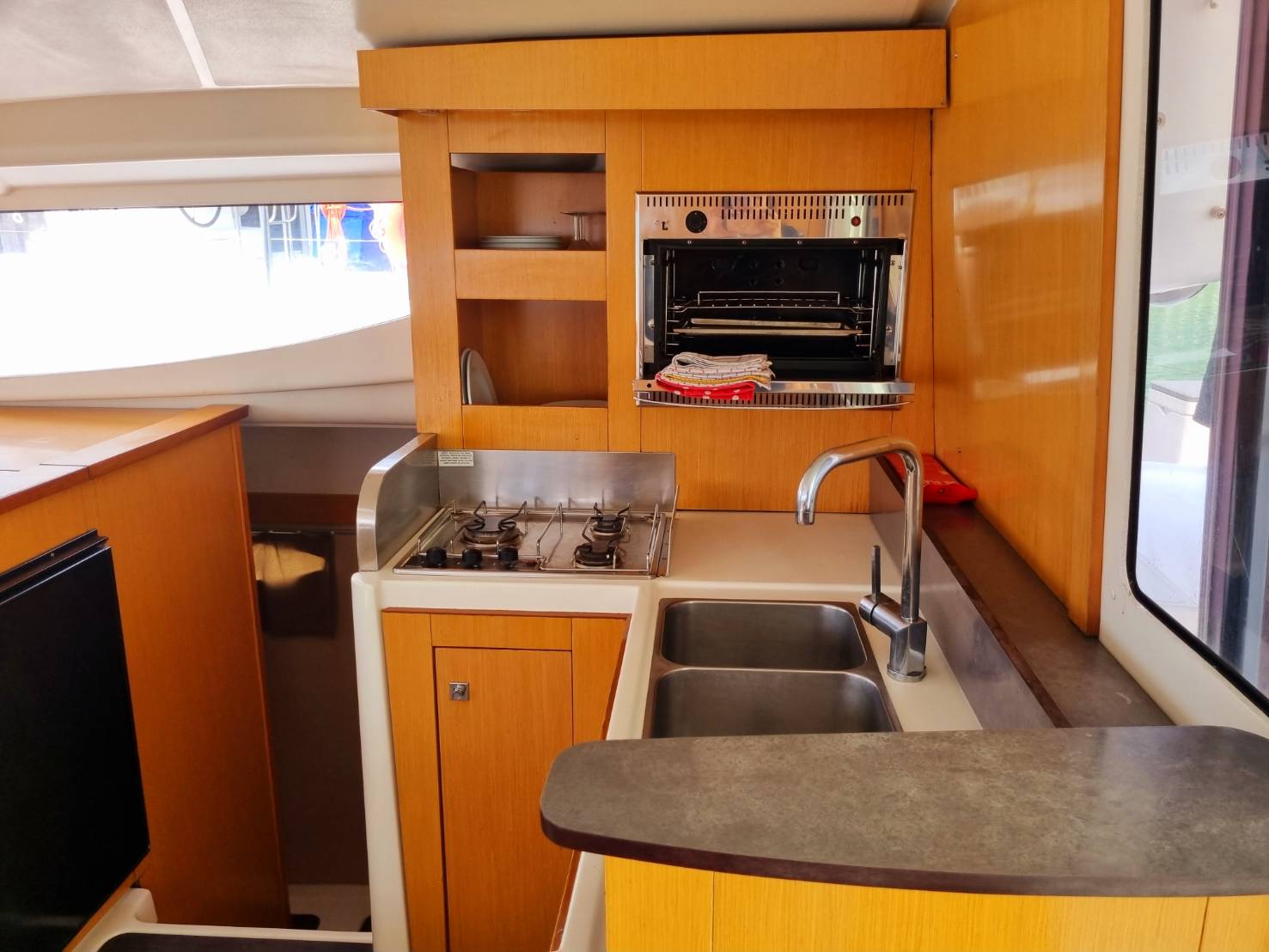 Photo #14 - Mahe 36 - 3 cab. (Happy Eva) in Phuket - 38194