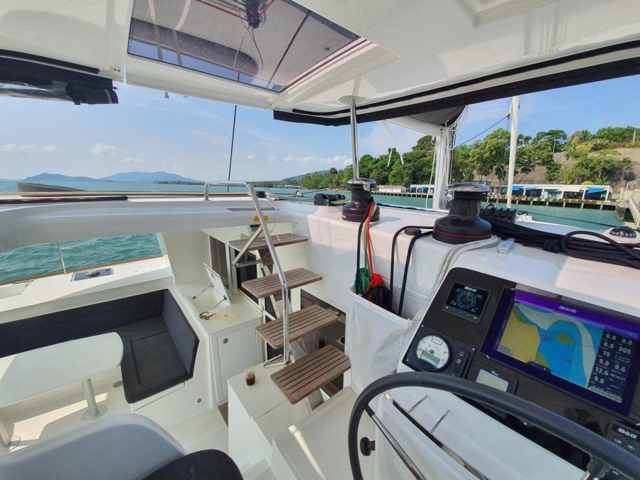 Photo #6 - Lagoon 450 S - 4 + 2 cab. (Myemocean) in Phuket - 38203