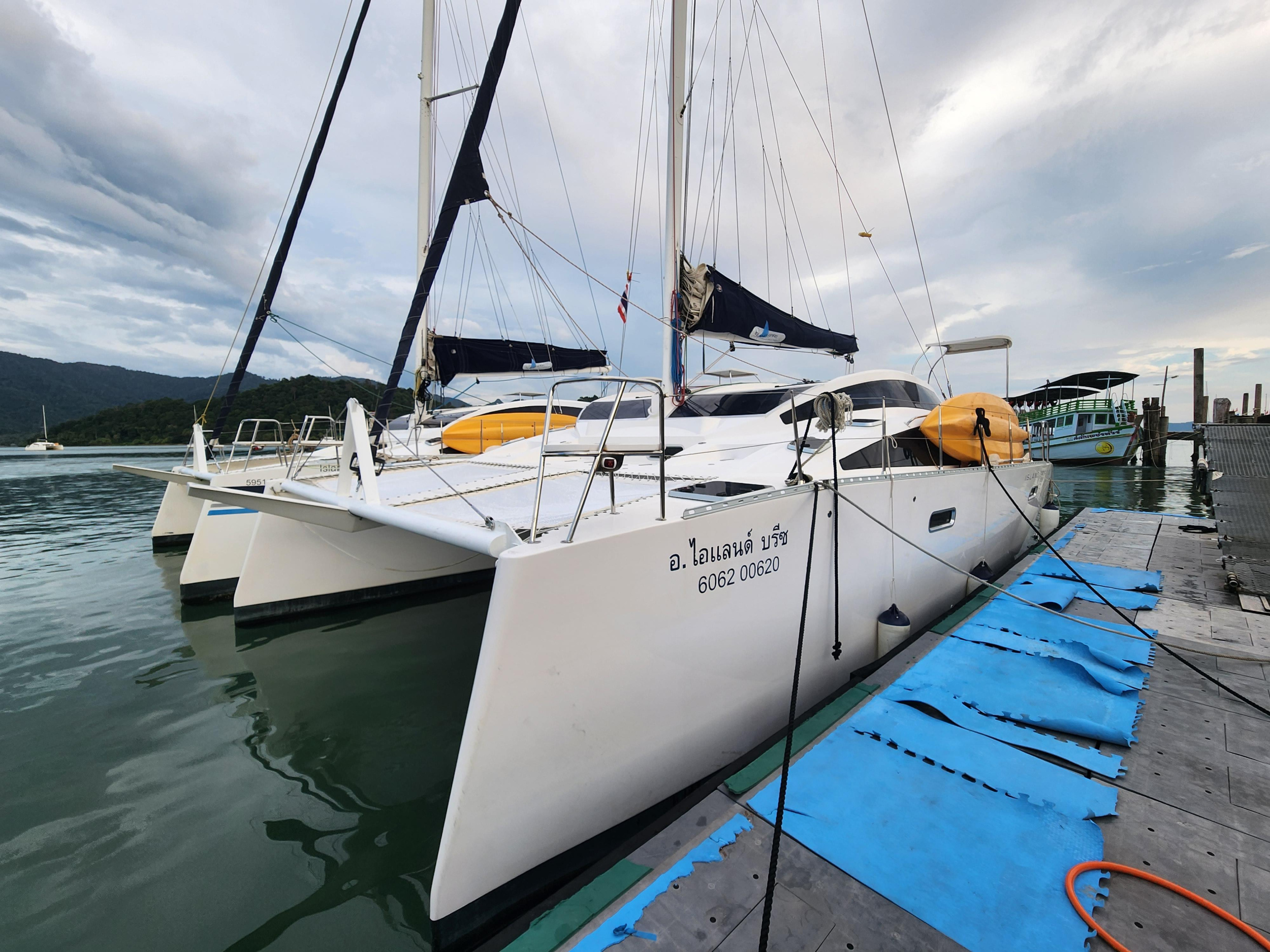 Photo #4 - Island Spirit 38 - 4 cab. (Island Breeze) in Koh chang - 38208