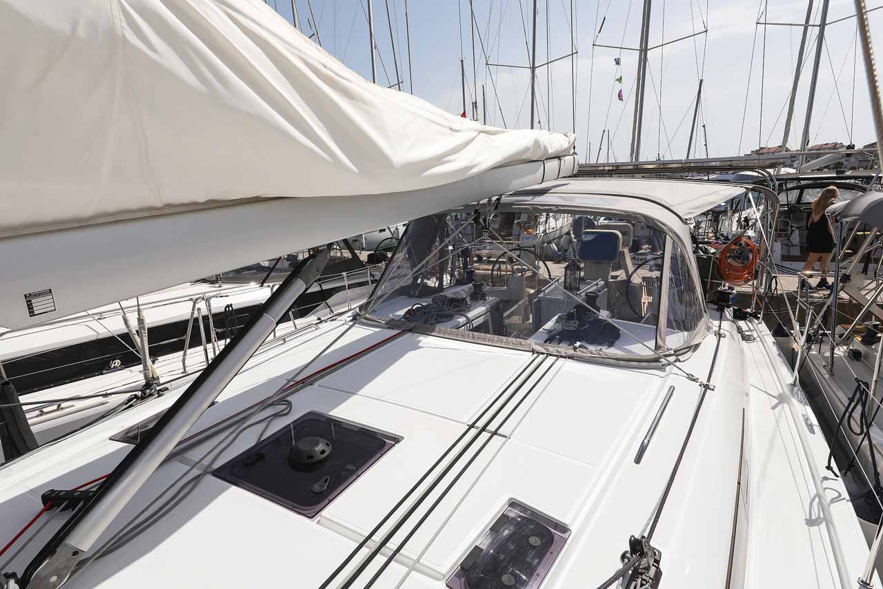 Photo #5 - Oceanis 40.1 ELECTRIC (Moritz) in Biograd - 38215