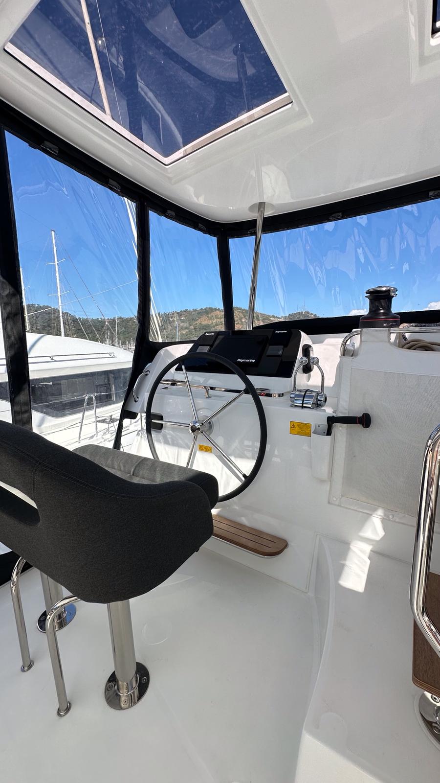 Photo #8 - Lagoon 42 - 4 + 1 cab. (Mare) in Marmaris - 38219