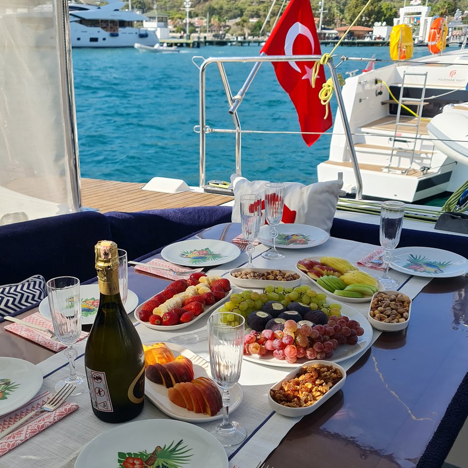 Photo #8 - Lagoon 410 S2 - 4 + 1 cab. (Aloha) en Fethiye - 38247