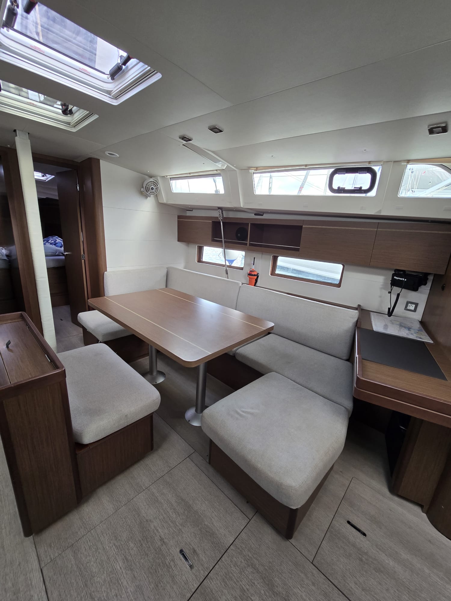 Photo #10 - Oceanis 46.1 - 4 cab. (PEONY) in Pozzuoli - 38259