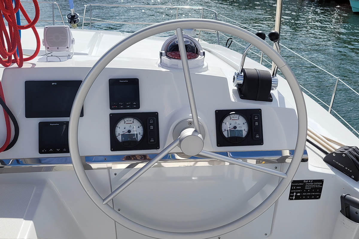 Photo #5 - Bali 4.2 (Seas the Day BVI) in Nanny Cay - 38265