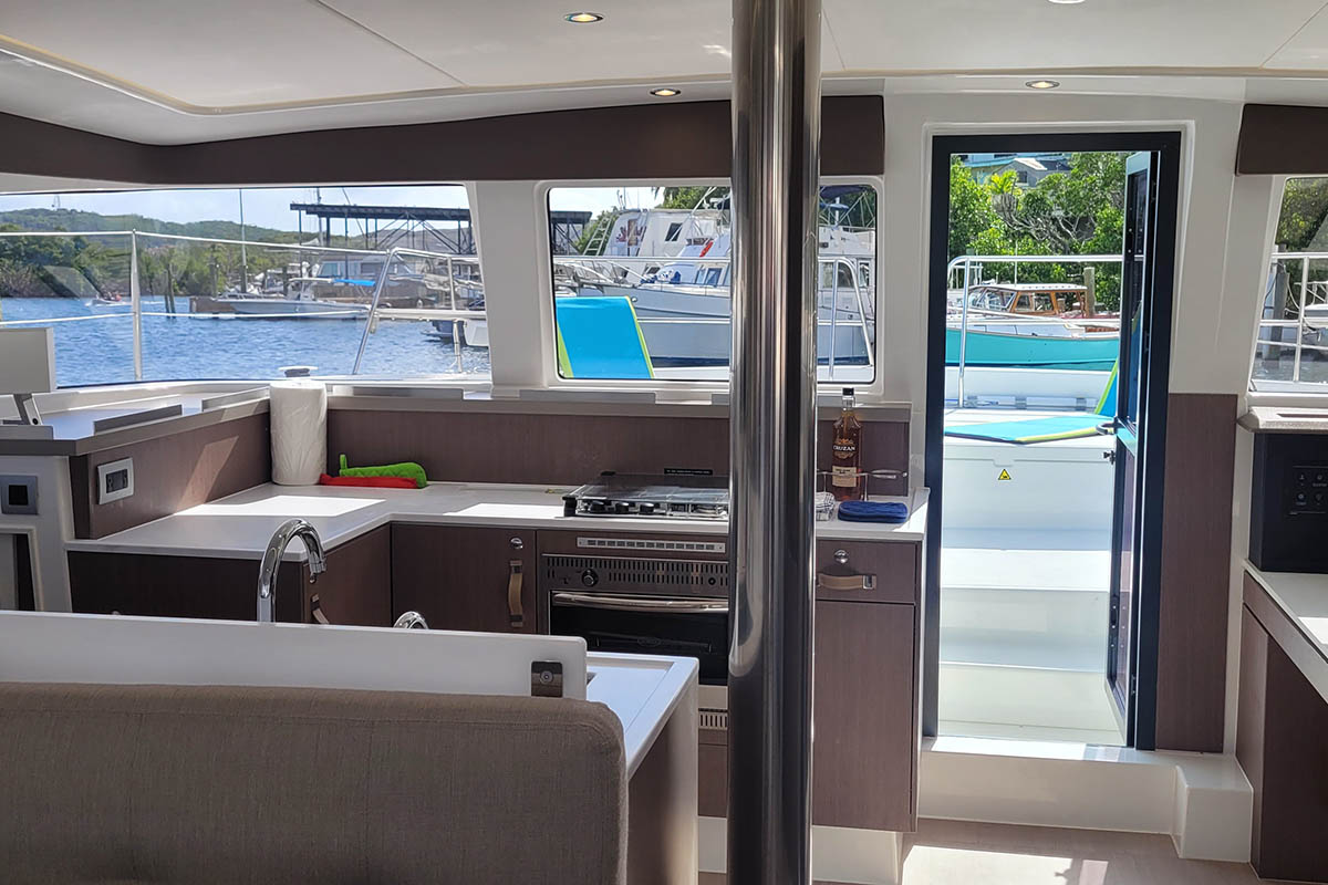 Photo #15 - Bali 4.2 (Seas the Day BVI) in Nanny Cay - 38265