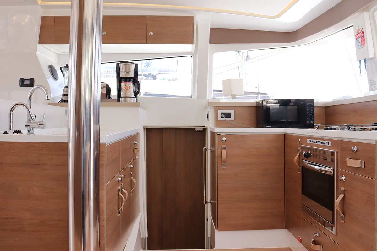 Photo #16 - Bali 4.2 (Sweet Escape BVI) in Nanny Cay - 38266