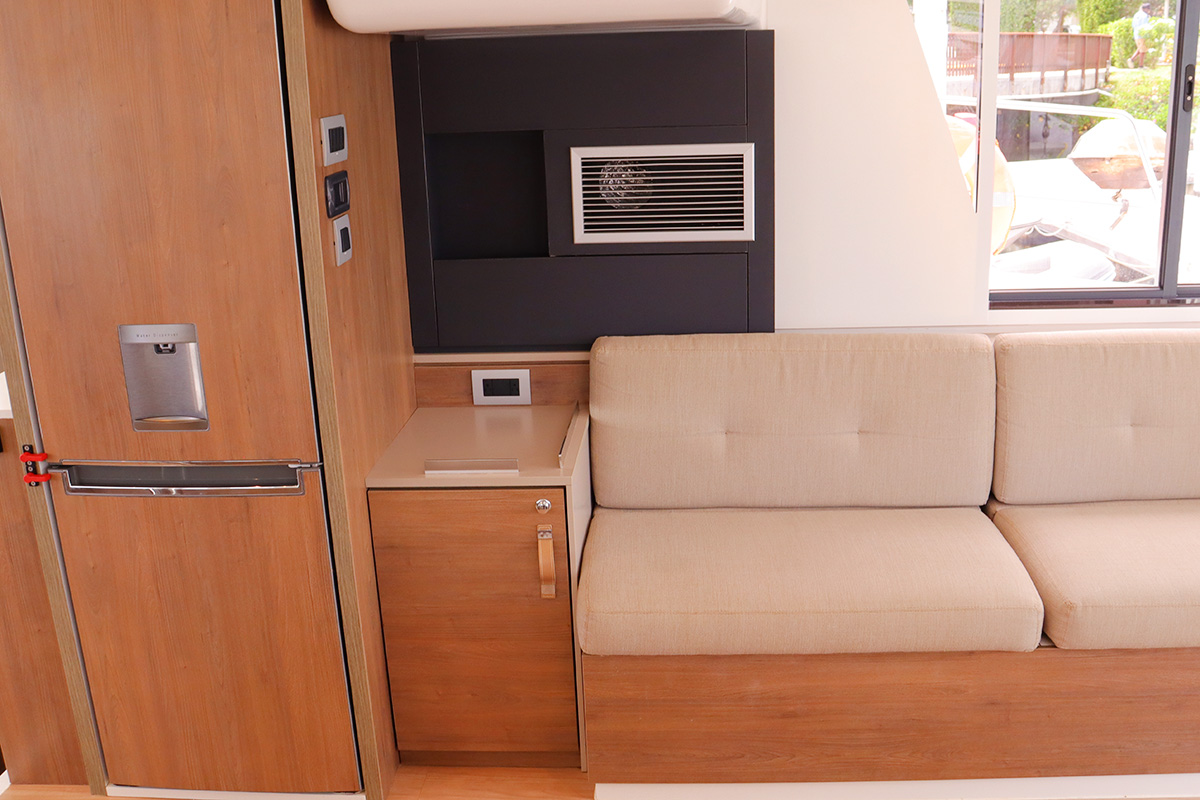 Photo #20 - Bali 4.2 (Sweet Escape BVI) in Nanny Cay - 38266