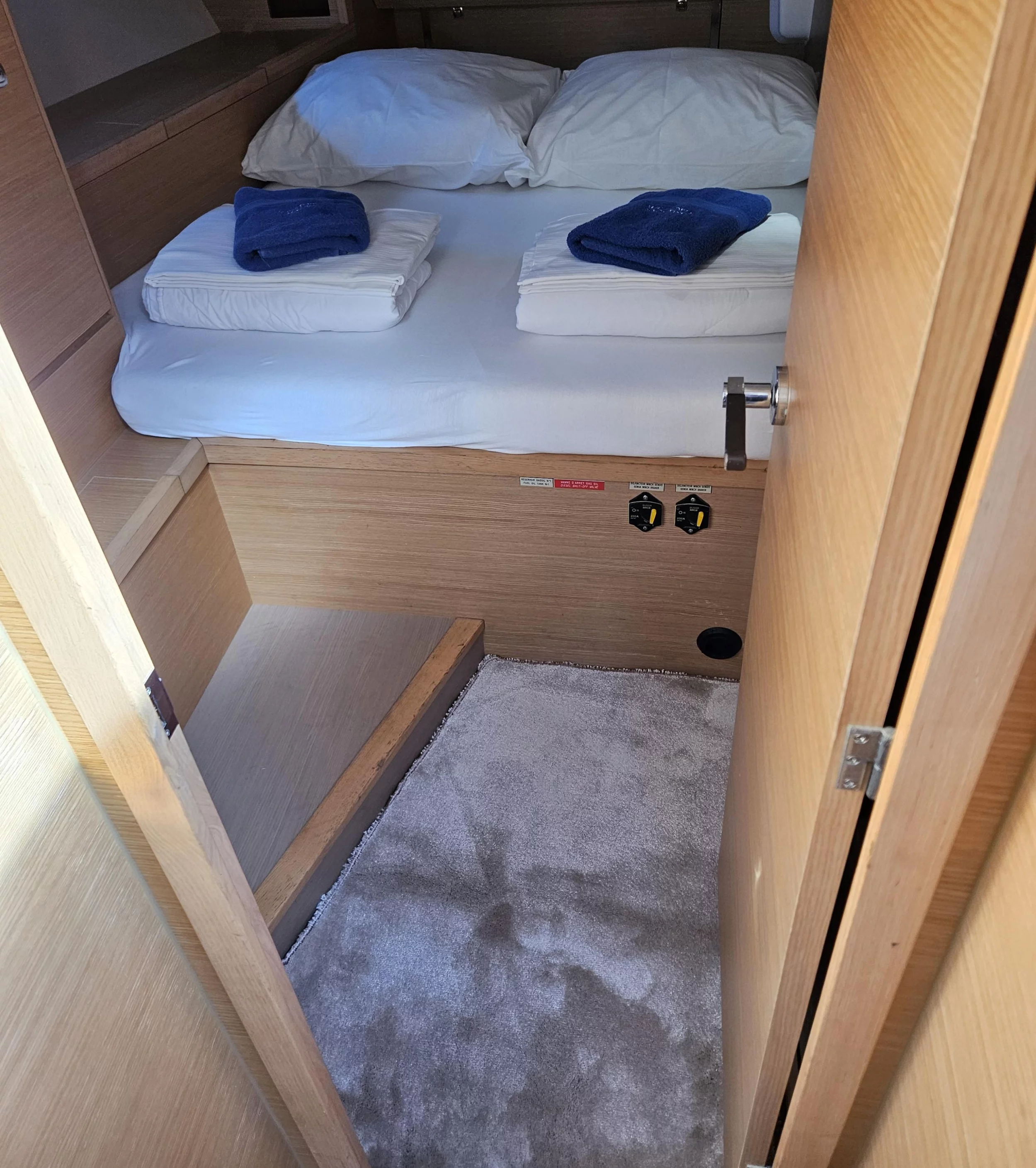 Dufour 56 Exclusive - 4 + 1 cab. (Alpina)  - 30