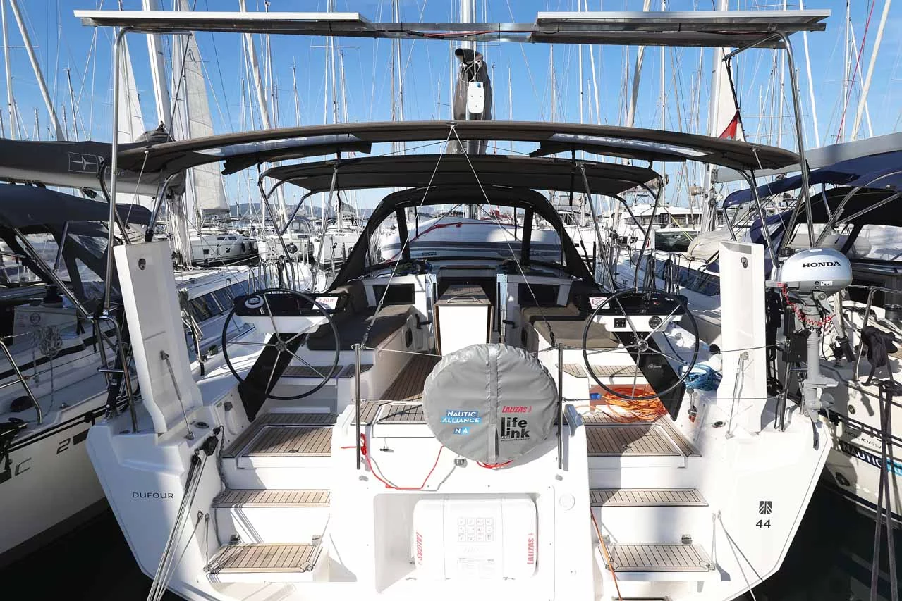 Dufour 44 - 3 cab. (Acrux)  - 5
