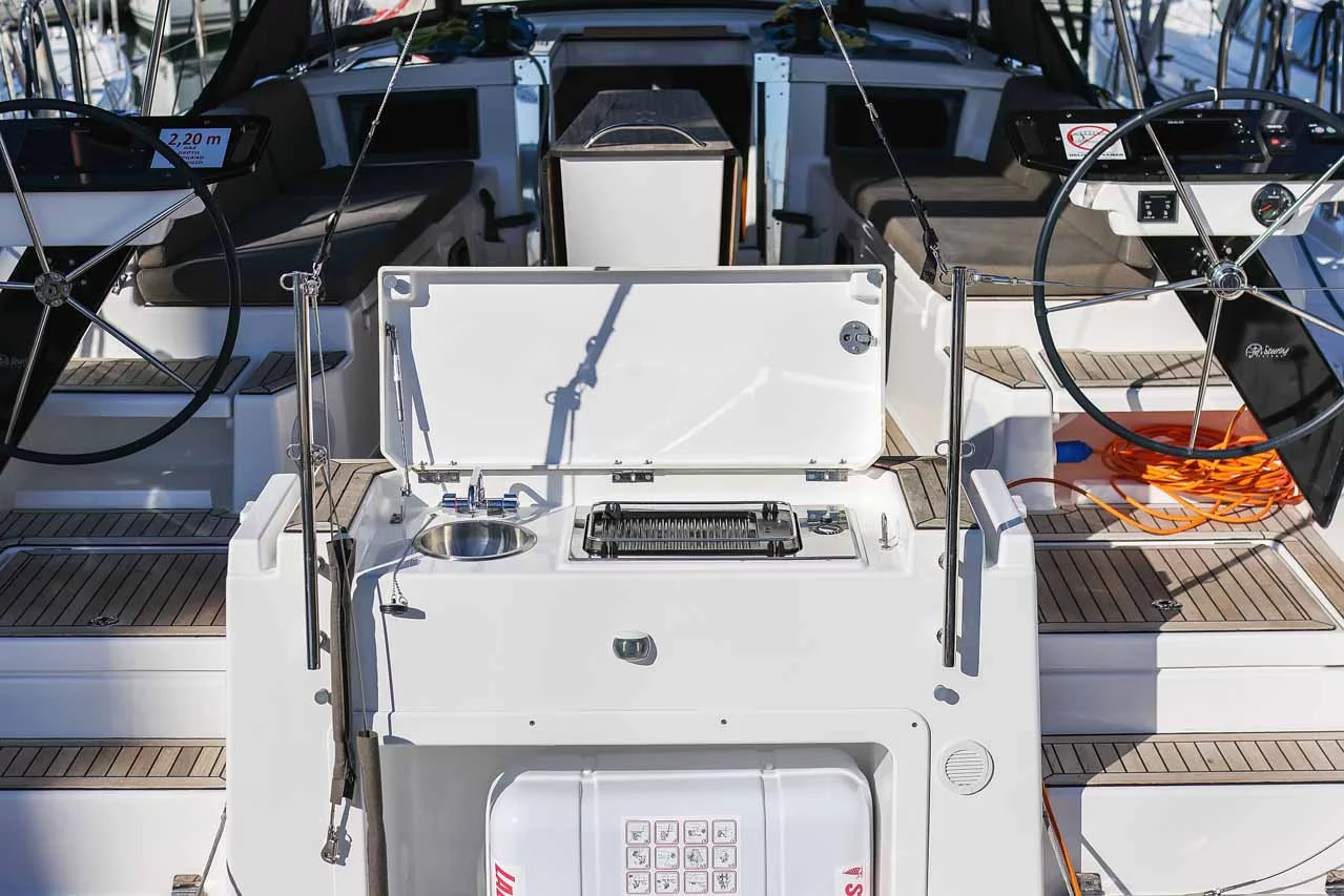 Dufour 44 - 3 cab. (Acrux)  - 6