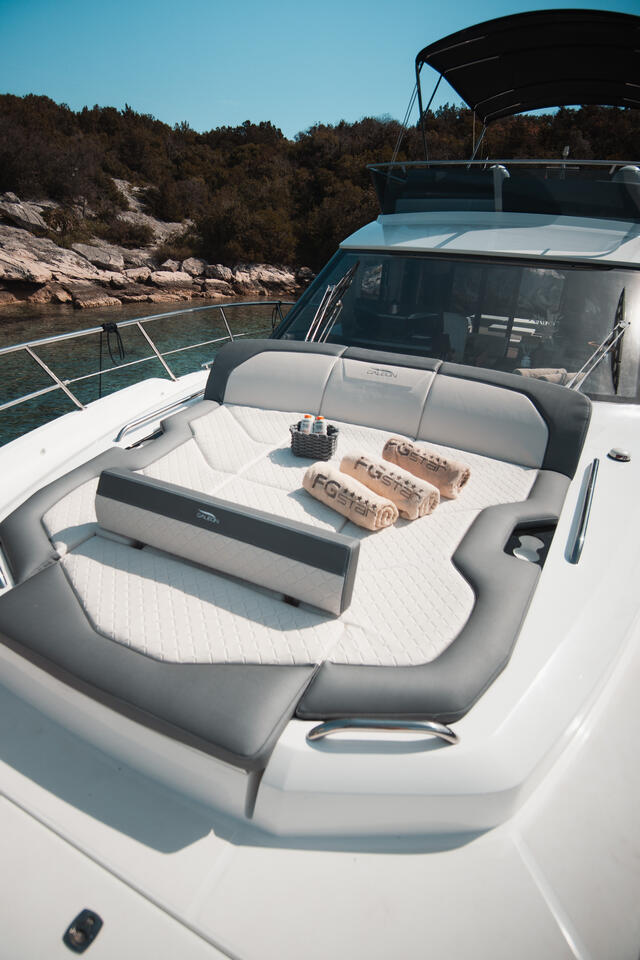 Photo #11 - Galeon 440 Fly (Diesel) (FGStar Mini) en Trogir - 38344