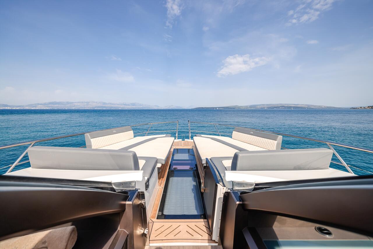 Photo #9 - Galeon 640 Fly (FGstar) in Trogir - 38345
