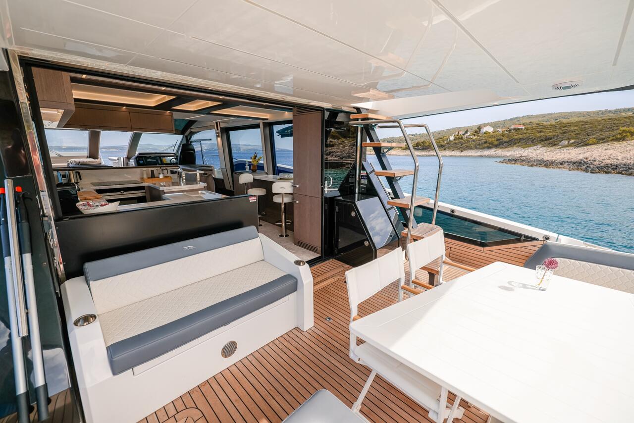 Photo #13 - Galeon 640 Fly (FGstar) in Trogir - 38345