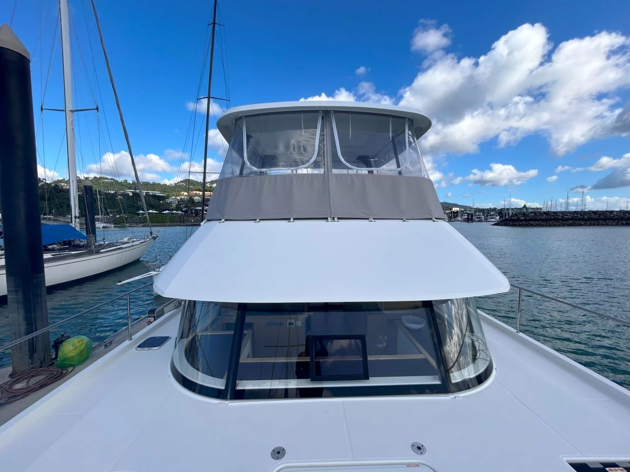 Fountaine Pajot MY 37 - 3 cab. (PLUTON_DB)  - 3